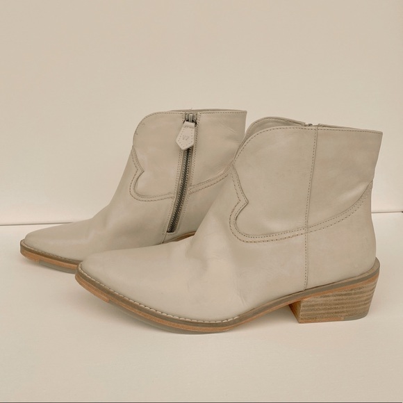 Vintage Foundry Co. Women’s Arielle Booties - Picture 7 of 7